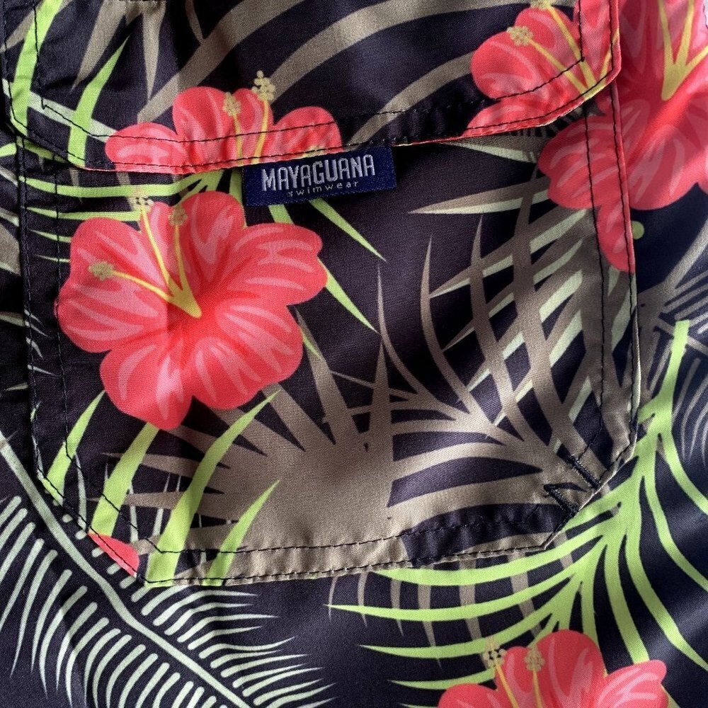 Mayaguana Honolulu Boys Youth Swim Trunks NEW SZ XS (8/10?) Black Red Floral - Picture 3 of 11